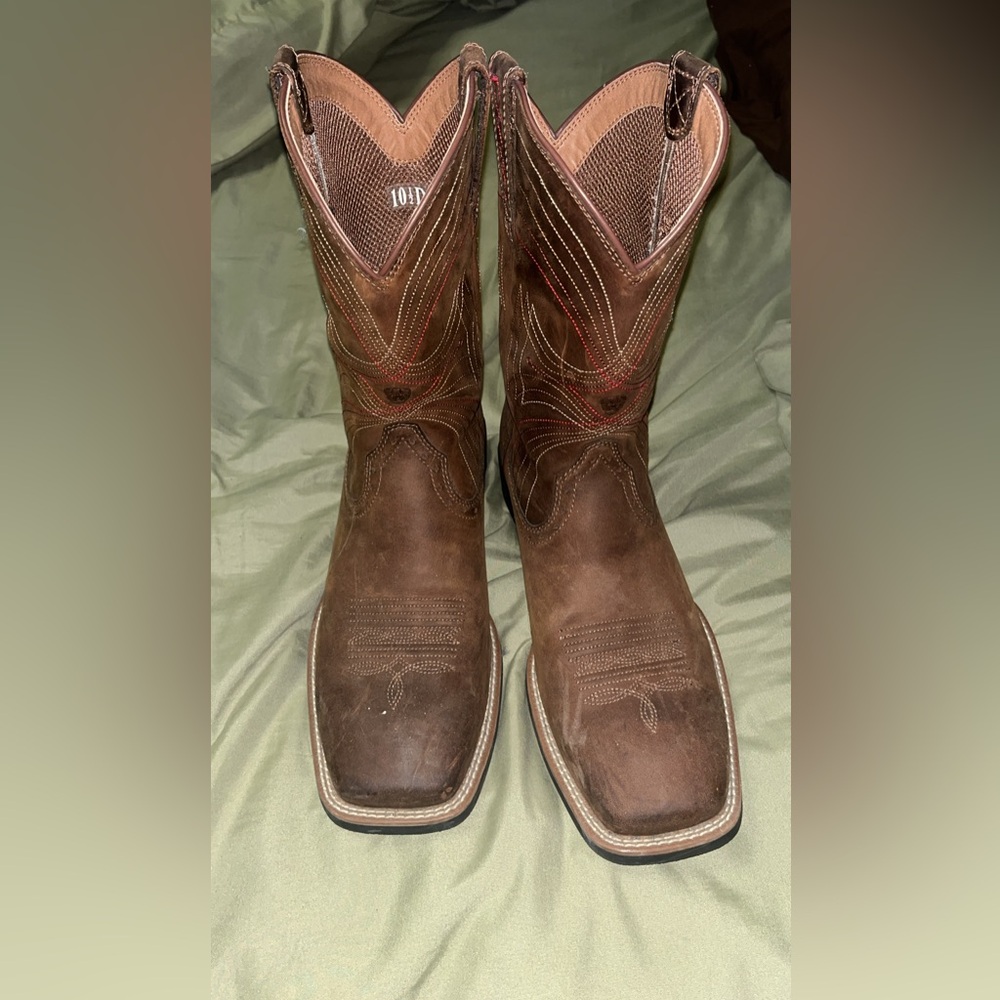 Ariat Brown Cowboy Boots with Square Toe and Western Stitching
